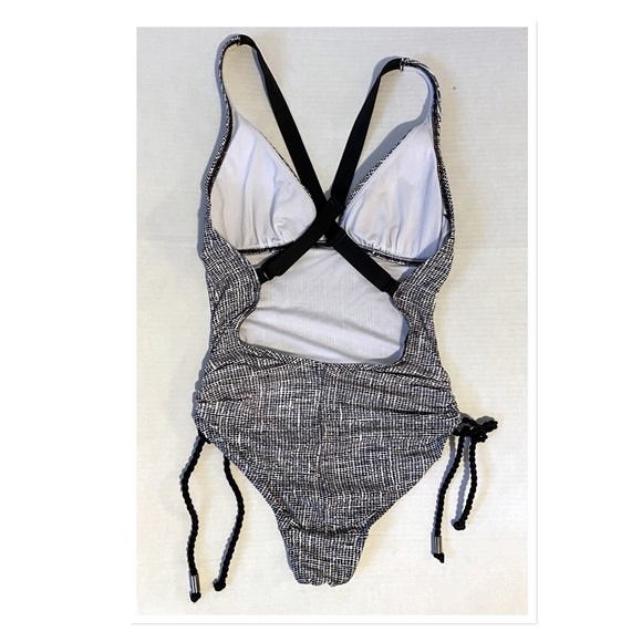Lole one piece side tie cross back black and white patterned swimsuit- XS - Picture 2 of 16